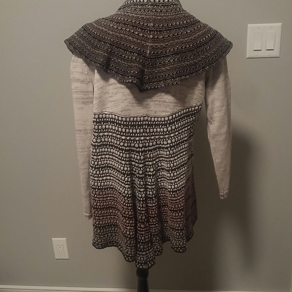 Cardigan sweater - Picture 3 of 3